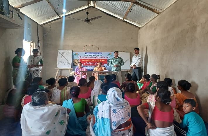 Swanirbharshil Nari: Turning Riverine Water Hyacinth into Sustainable Livelihoods - photo 2